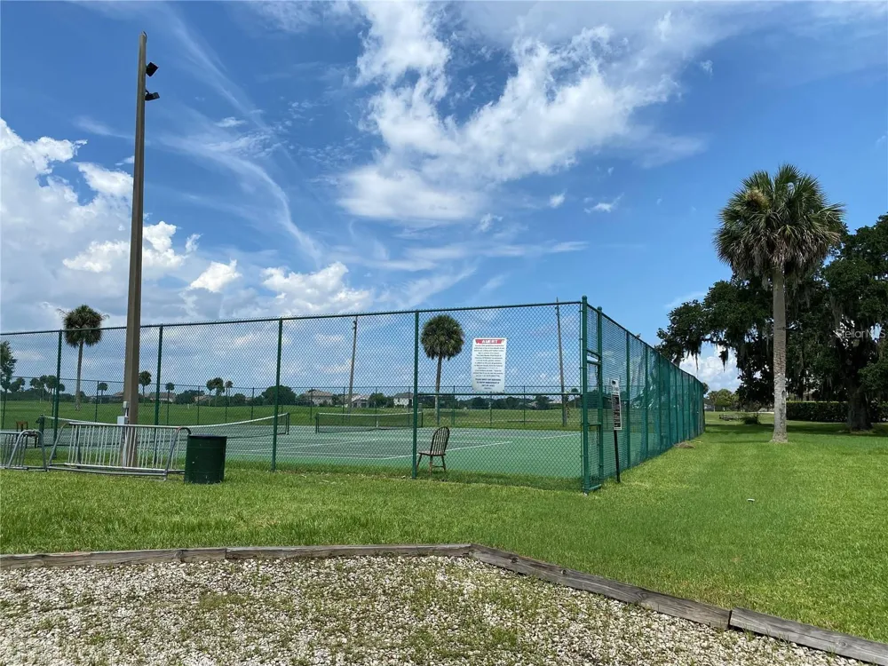 1953 THE OAKS BOULEVARD Kissimmee, FL 34746