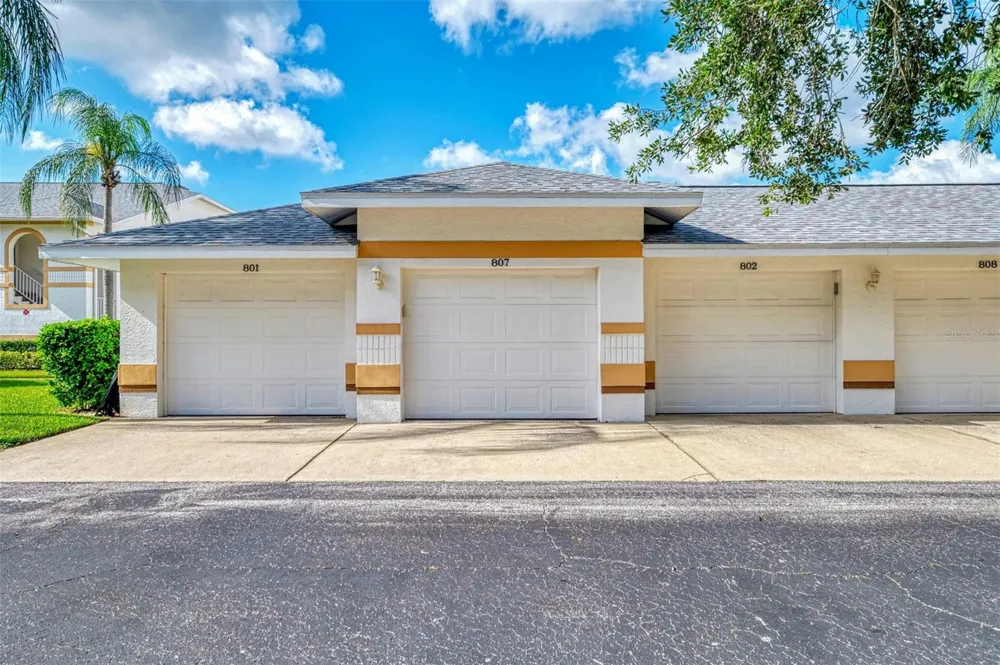 6904 DREWRYS BLUFF #807 Bradenton, FL 34203
