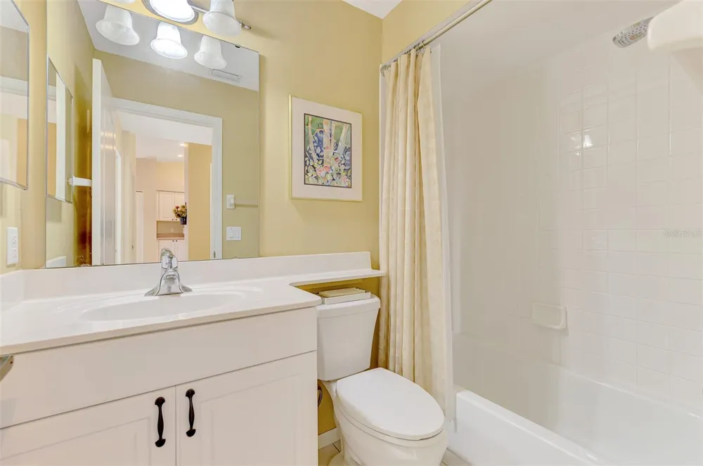 6904 DREWRYS BLUFF #807 Bradenton, FL 34203