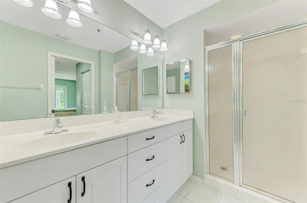 6904 DREWRYS BLUFF #807 Bradenton, FL 34203