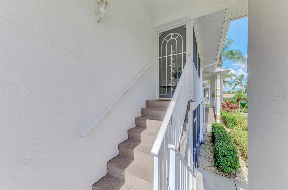 6904 DREWRYS BLUFF #807 Bradenton, FL 34203