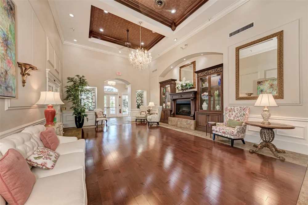 6904 DREWRYS BLUFF #807 Bradenton, FL 34203