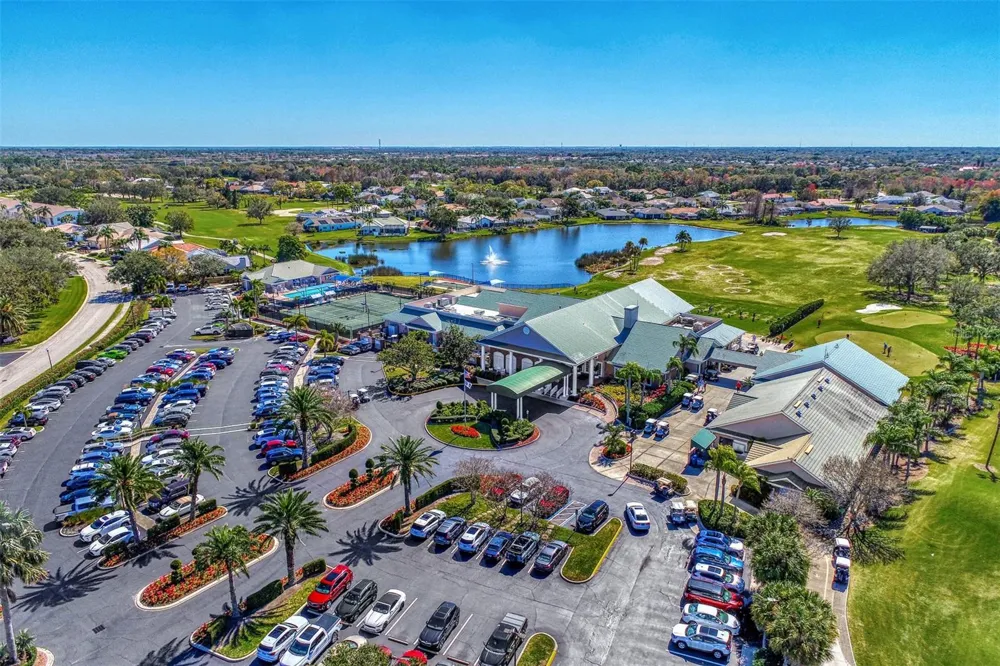 6904 DREWRYS BLUFF #807 Bradenton, FL 34203