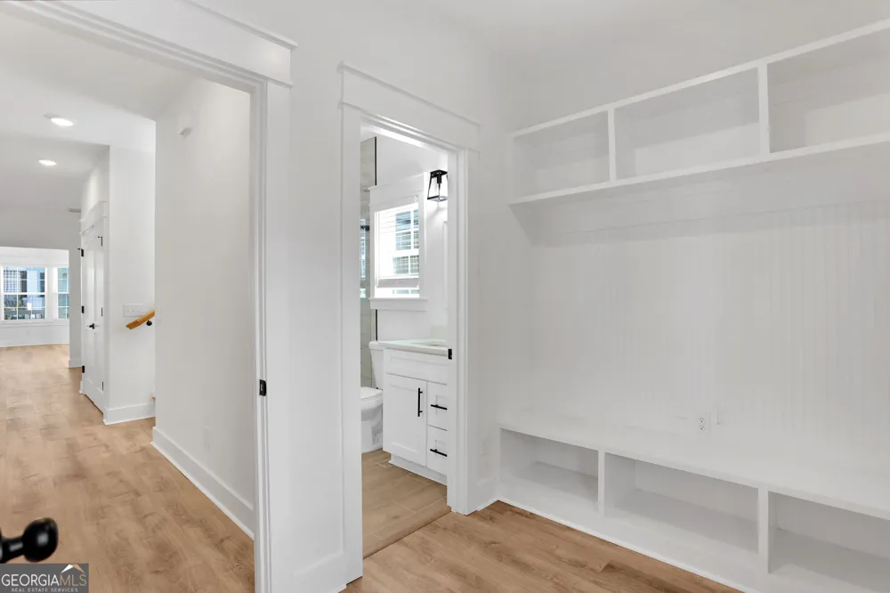 615 E 38th ST Savannah, GA 31401