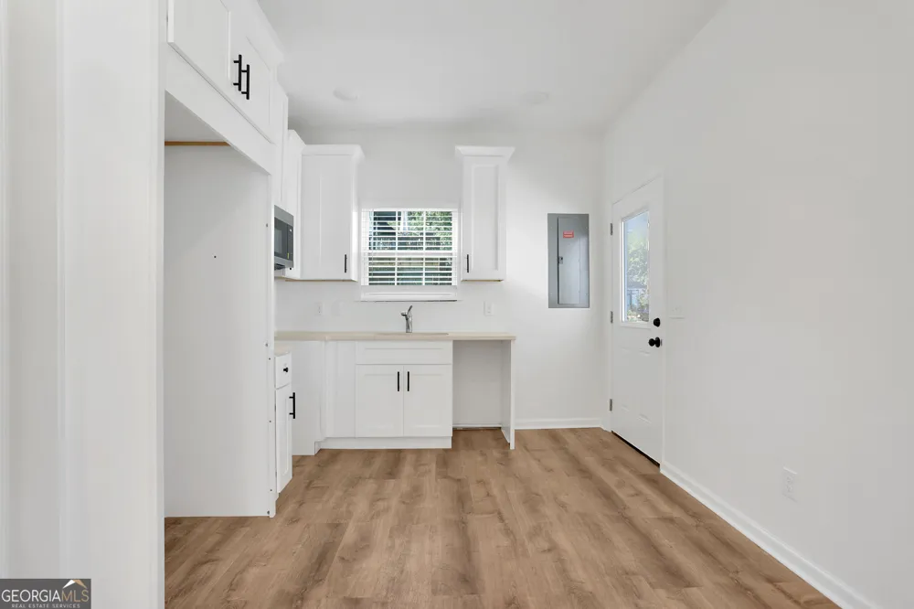 615 E 38th ST Savannah, GA 31401