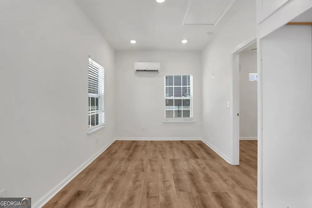 615 E 38th ST Savannah, GA 31401