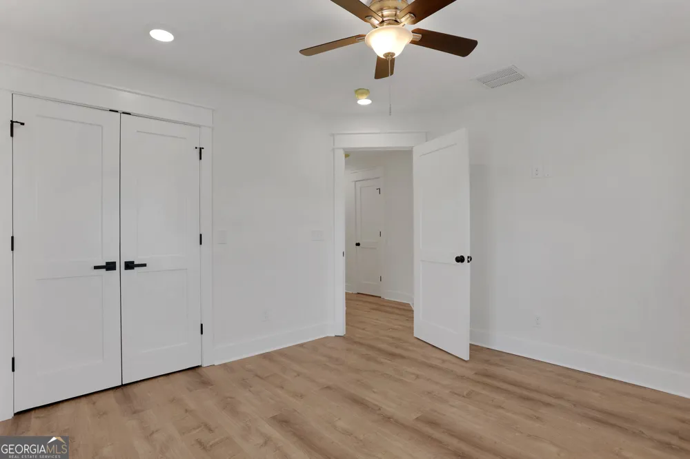 615 E 38th ST Savannah, GA 31401