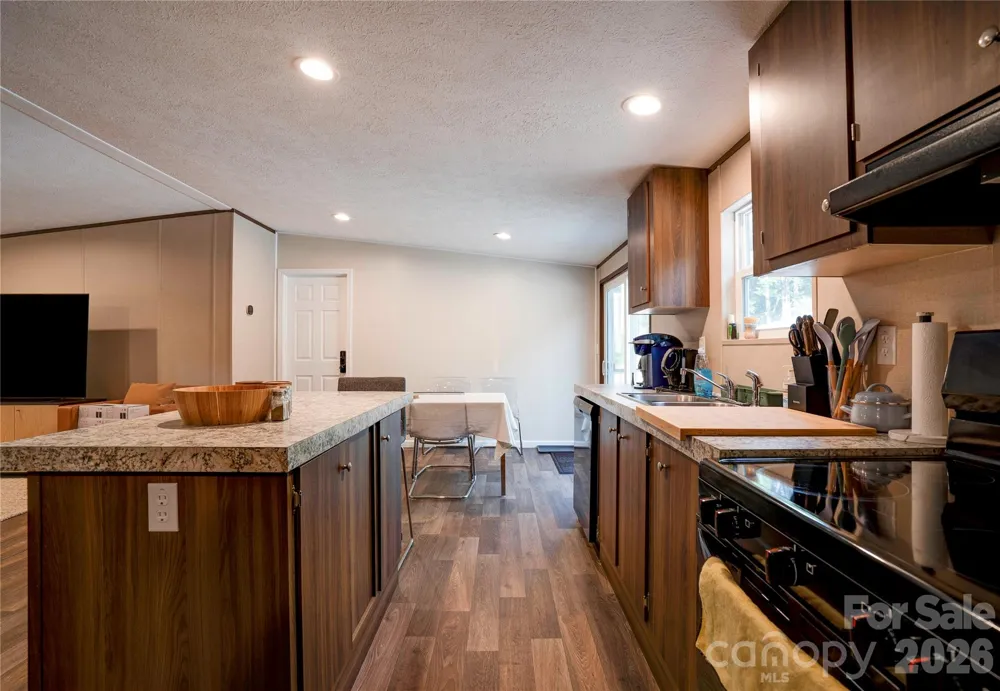 737 Pleasantdale Drive Shelby, NC 28150