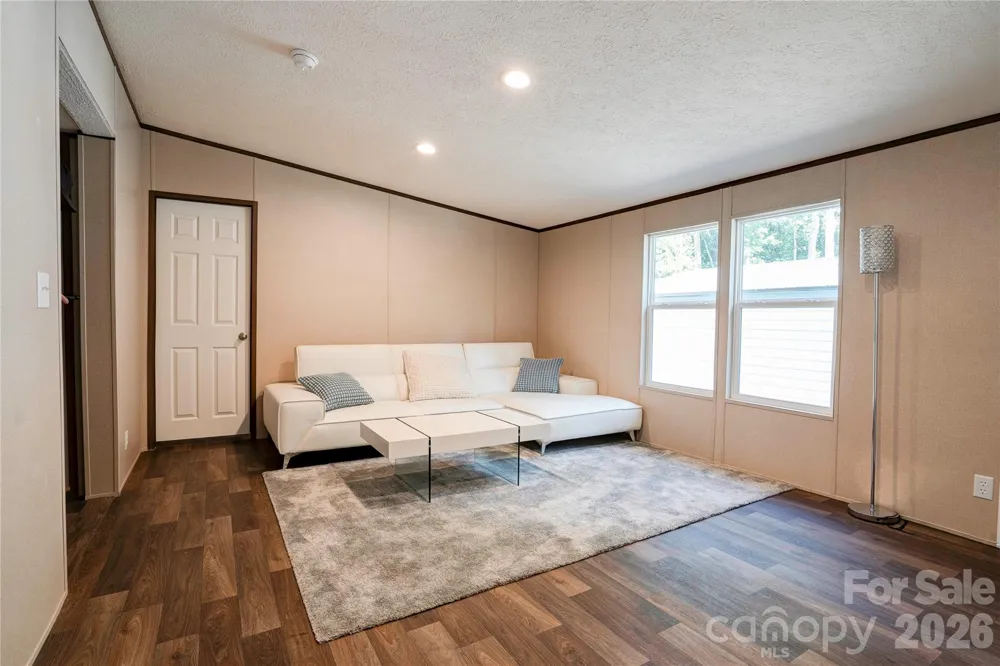 737 Pleasantdale Drive Shelby, NC 28150