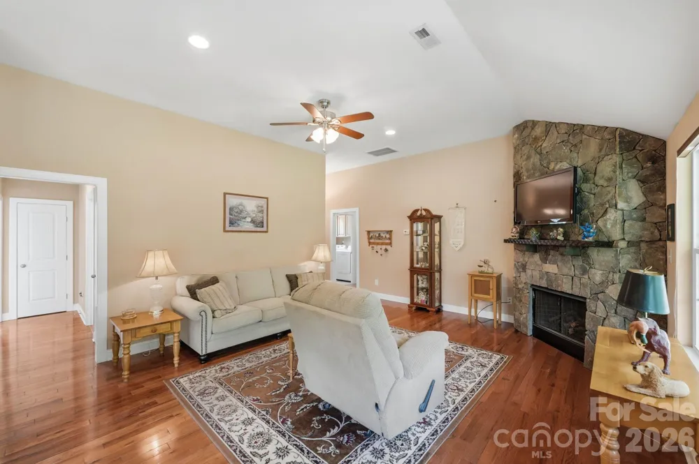 107 E Vista View Place Mooresville, NC 28117