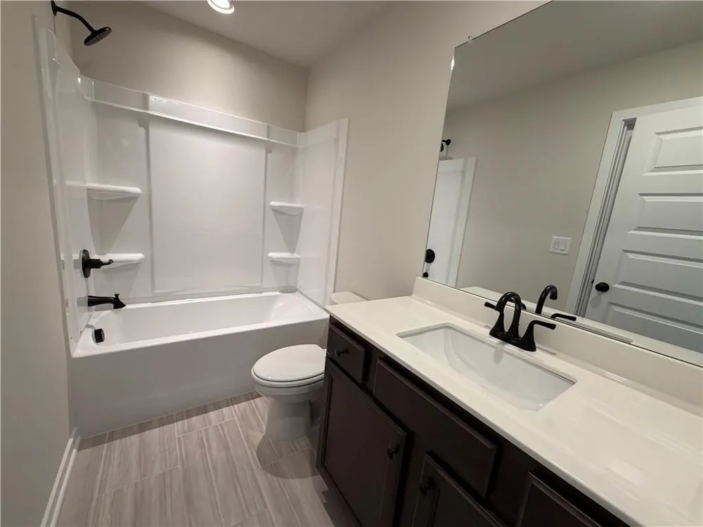 4222 Oak View Lane Gainesville, GA 30504