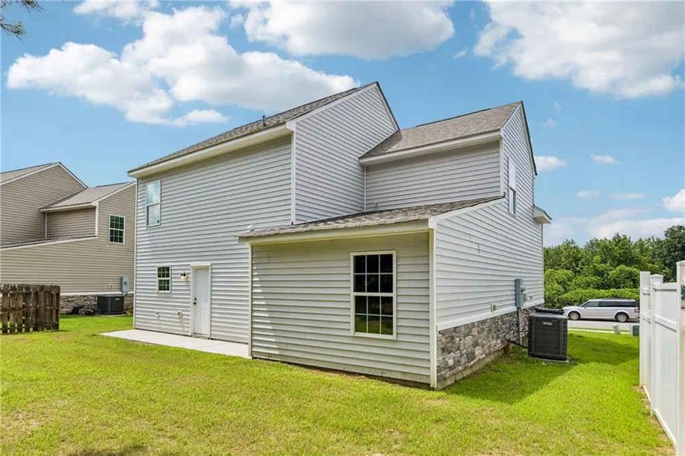 2112 Rosemary Way Gainesville, GA 30507