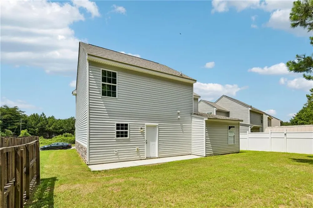 2112 Rosemary Way Gainesville, GA 30507