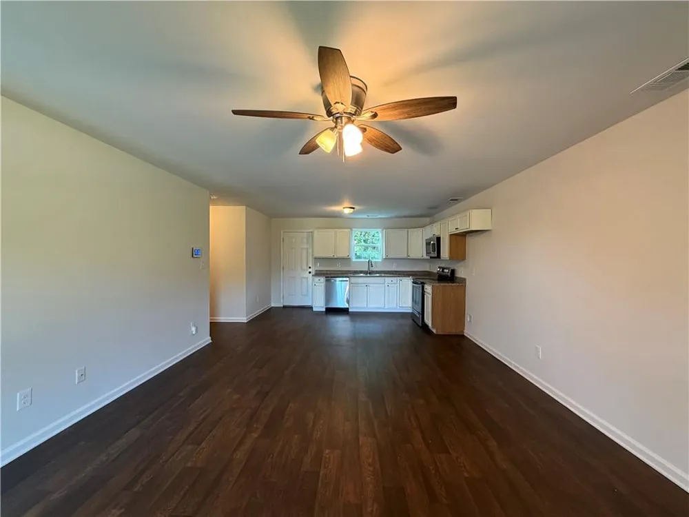 2112 Rosemary Way Gainesville, GA 30507