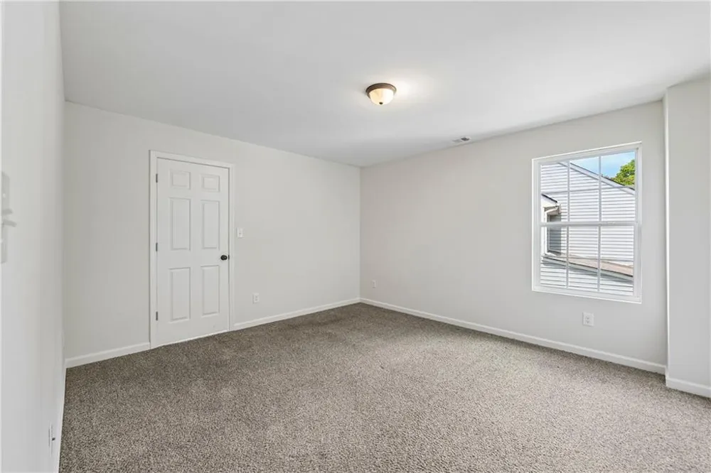 2112 Rosemary Way Gainesville, GA 30507