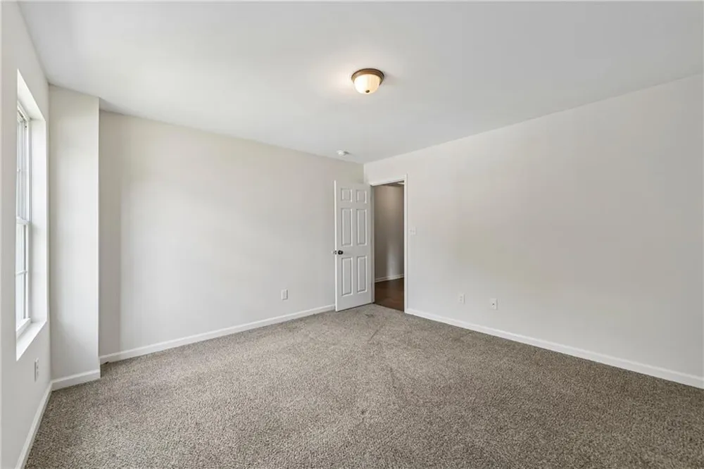 2112 Rosemary Way Gainesville, GA 30507