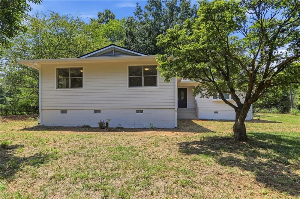2001 Lietch Lane NE Conyers, GA 30012