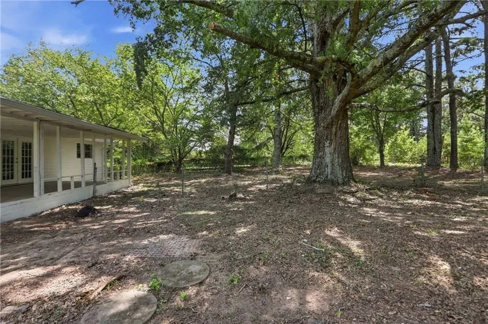 2001 Lietch Lane NE Conyers, GA 30012