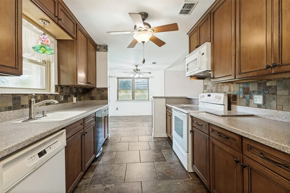 20675 Fm 2728 Terrell, TX 75161