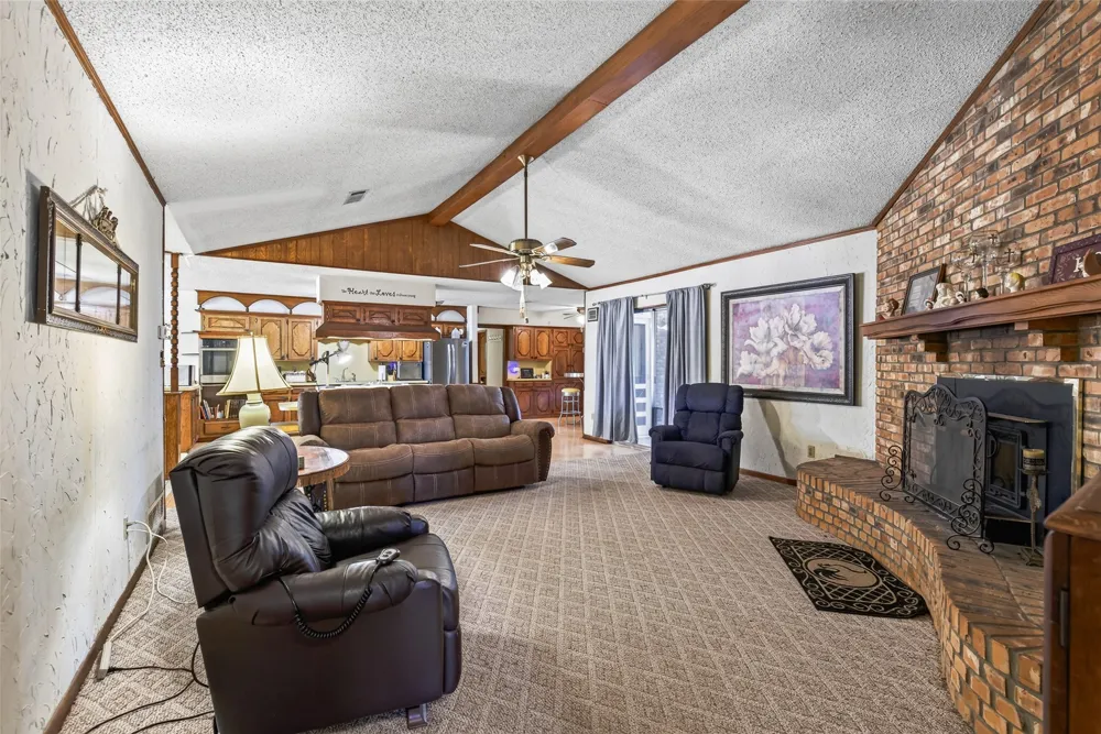 19399 State Highway 274 Kemp, TX 75143