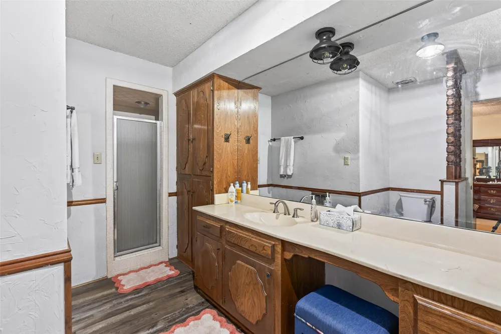 19399 State Highway 274 Kemp, TX 75143