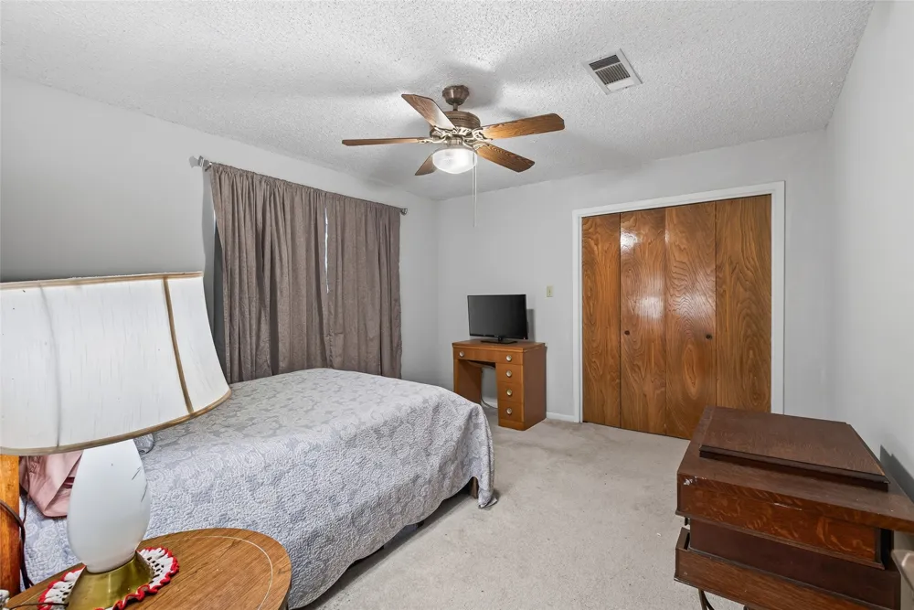 19399 State Highway 274 Kemp, TX 75143