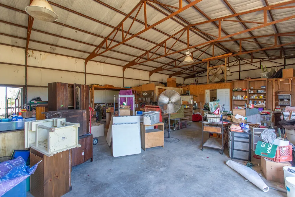 19399 State Highway 274 Kemp, TX 75143