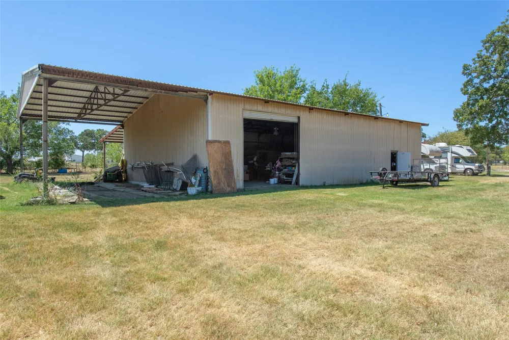 19399 State Highway 274 Kemp, TX 75143