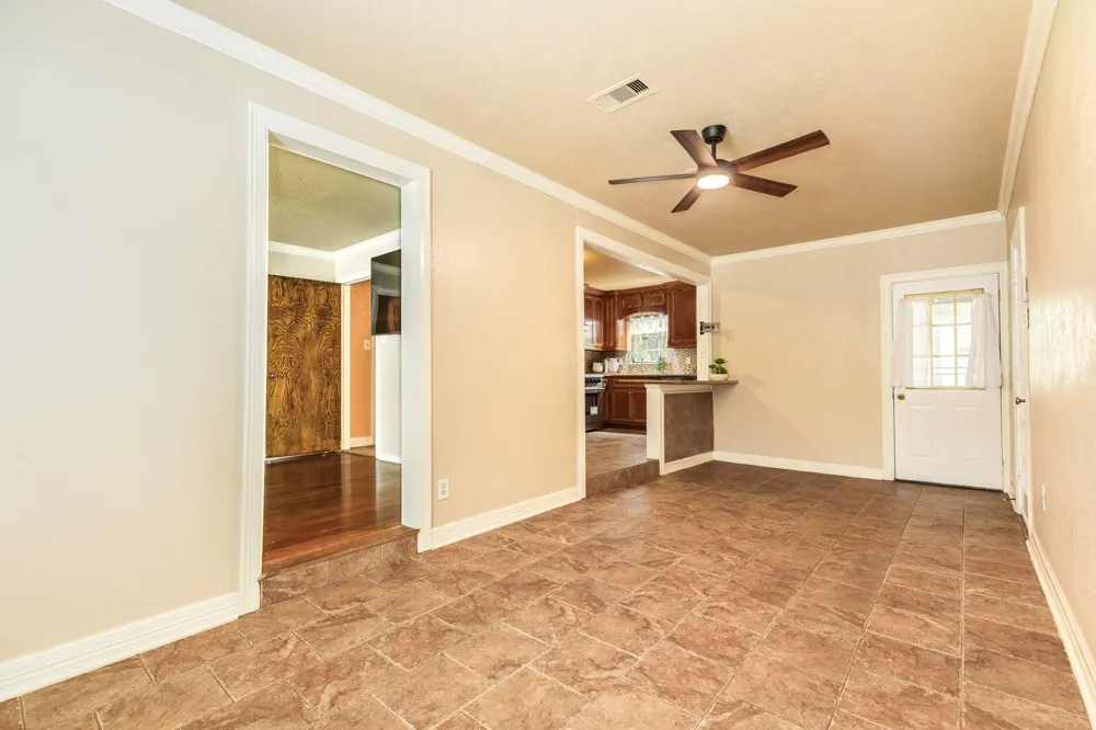 229 Caladium Street Lake Jackson, TX 77566