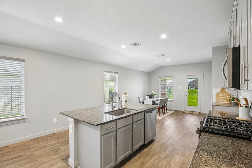 1514 Truckee River Drive Rosharon, TX 77583