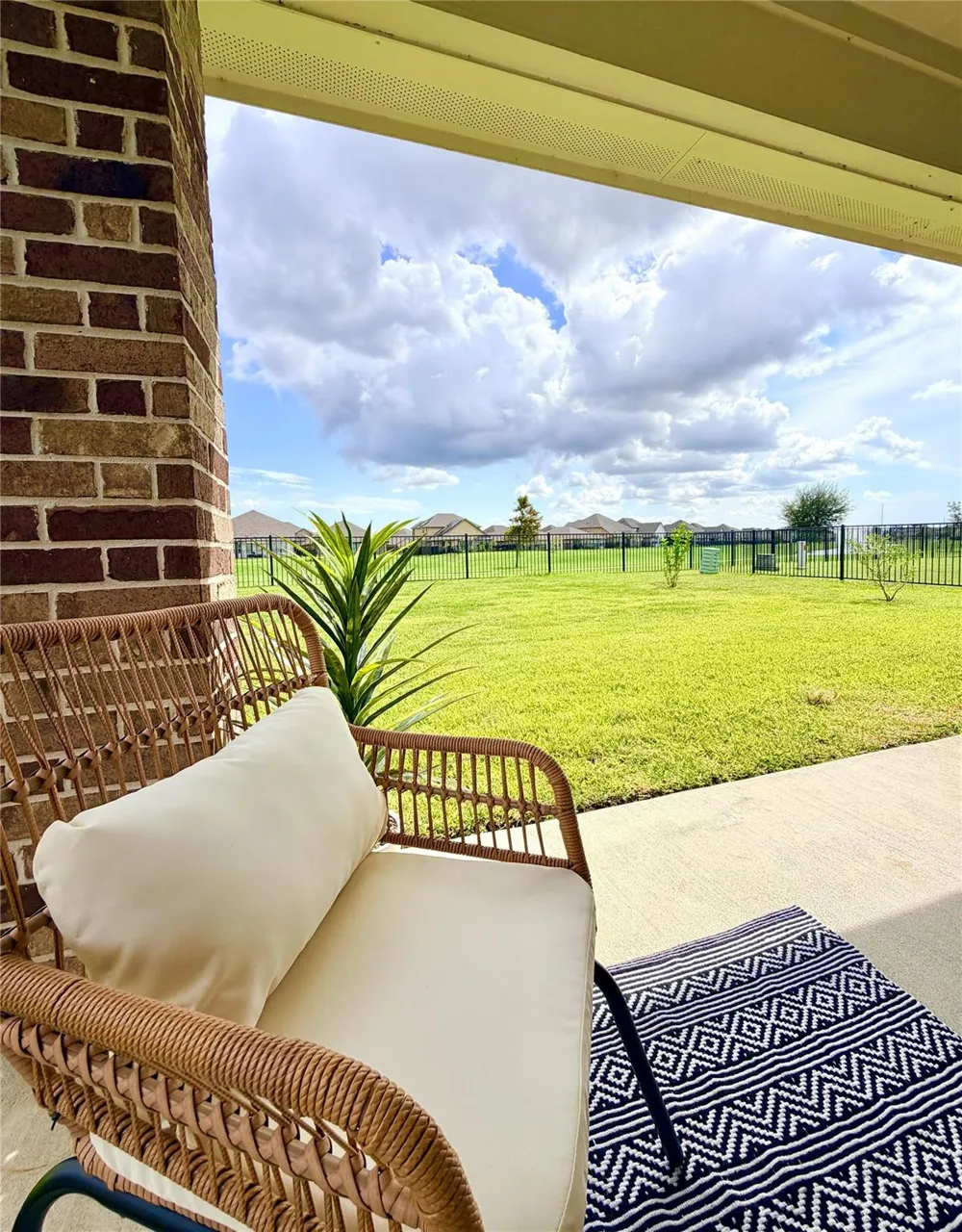 1514 Truckee River Drive Rosharon, TX 77583