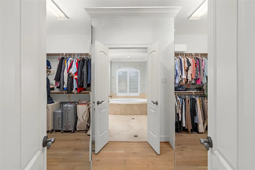4440 Betty Street Bellaire, TX 77401