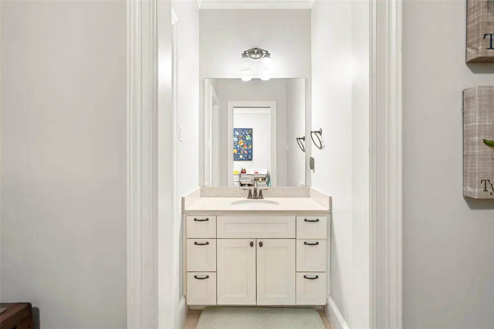 4440 Betty Street Bellaire, TX 77401