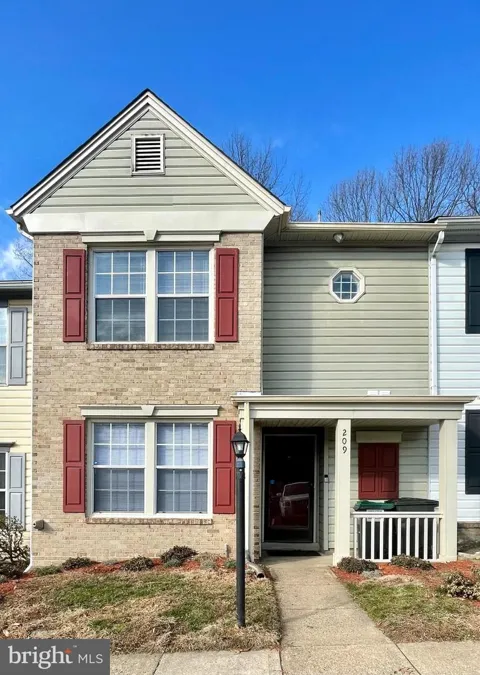 209 KINGS CREST DRIVE