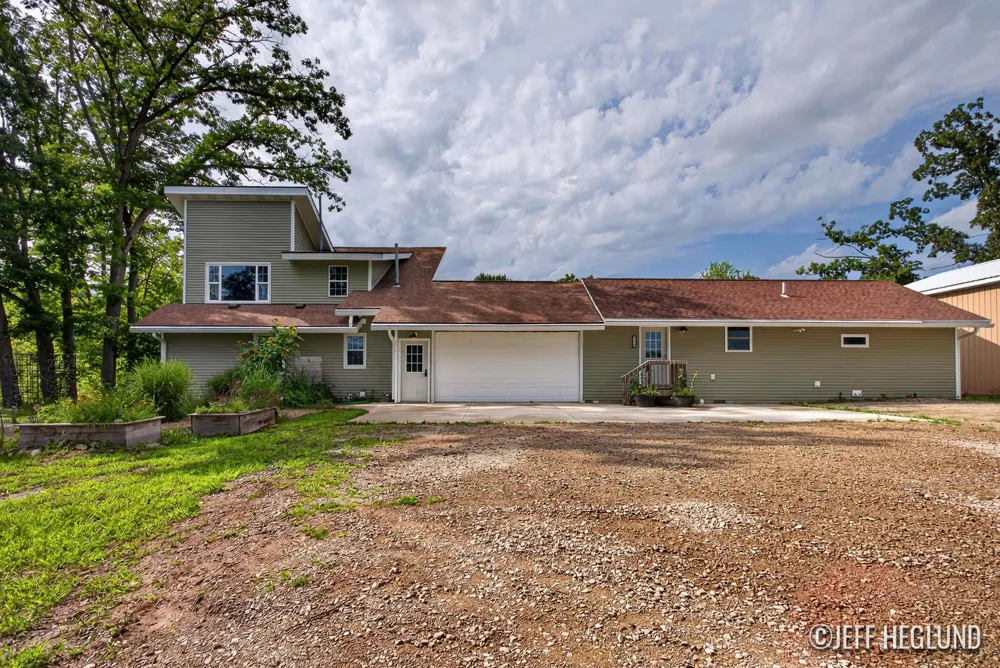9310 Bluewater Highway Saranac, MI 48881