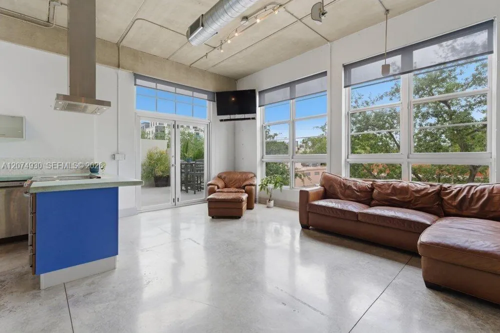 425 Andrews Ave #202 Fort Lauderdale, FL 33301