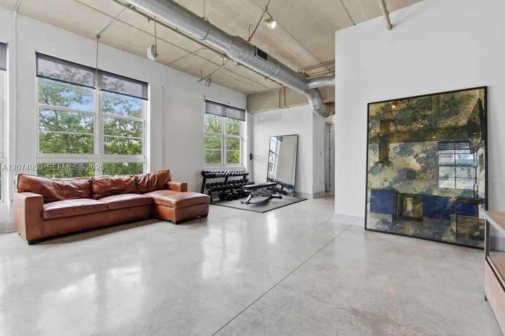 425 Andrews Ave #202 Fort Lauderdale, FL 33301