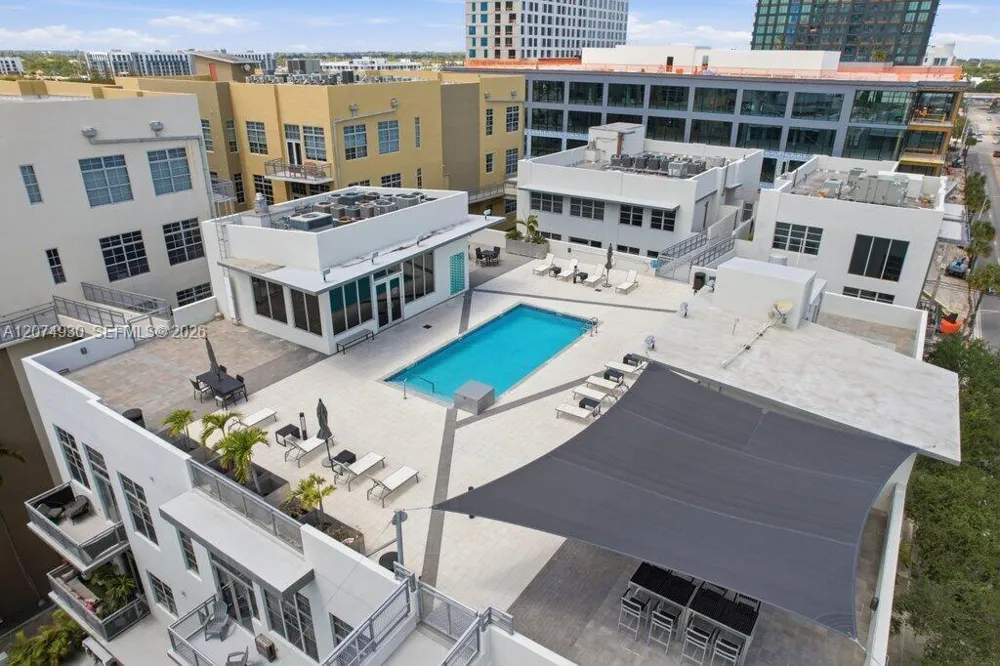 425 Andrews Ave #202 Fort Lauderdale, FL 33301
