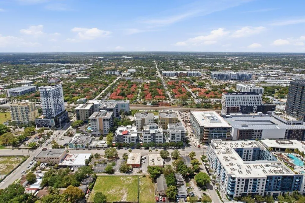 425 Andrews Ave #202 Fort Lauderdale, FL 33301
