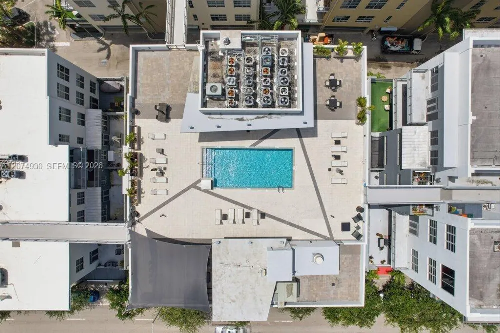 425 Andrews Ave #202 Fort Lauderdale, FL 33301