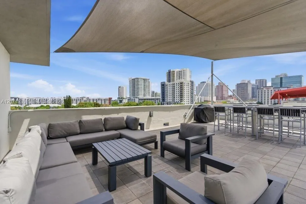 425 Andrews Ave #202 Fort Lauderdale, FL 33301