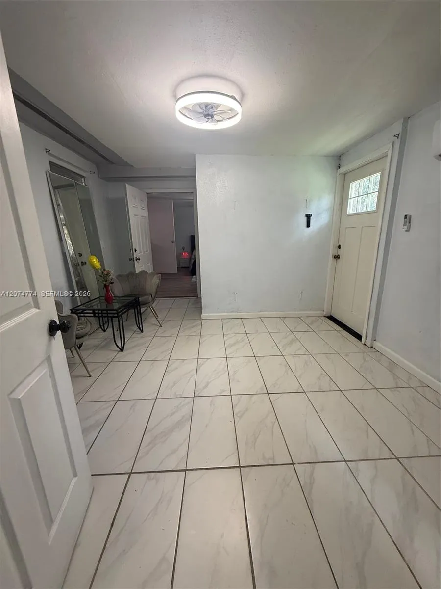 679 ave g #1 Winter Haven, FL 33880