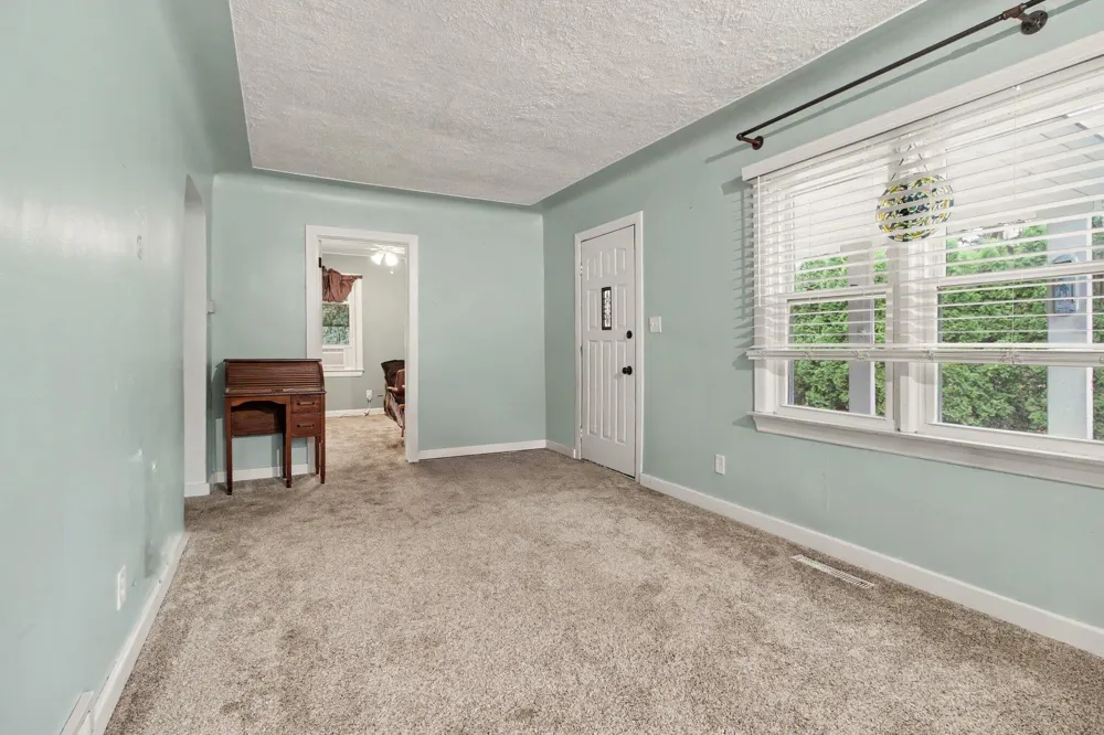 13510 Martinsville Road Belleville, MI 48111