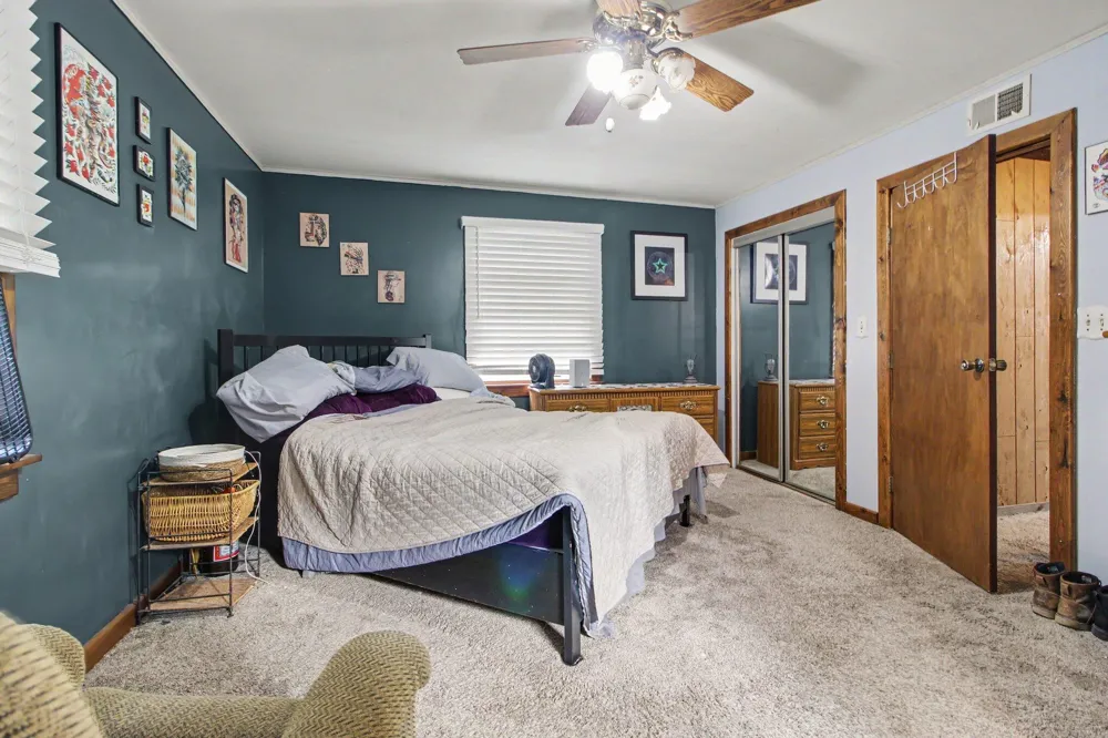 13510 Martinsville Road Belleville, MI 48111