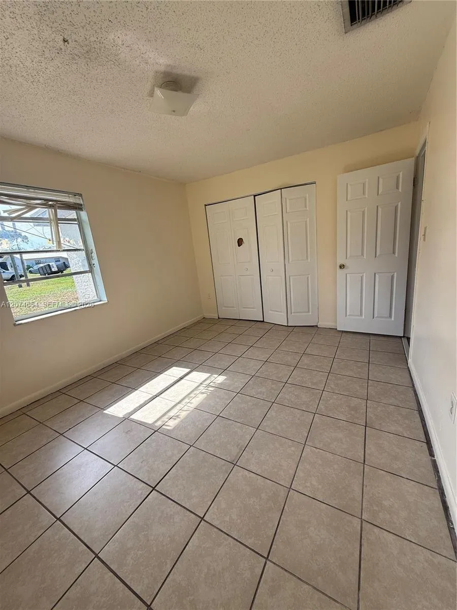 2679 Niagara Ave Fort Pierce, FL 34946