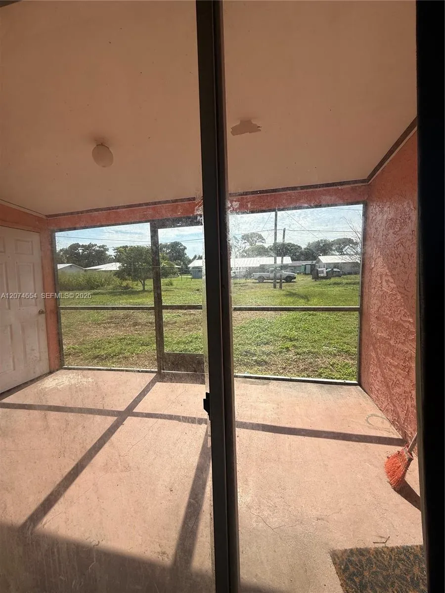 2679 Niagara Ave Fort Pierce, FL 34946