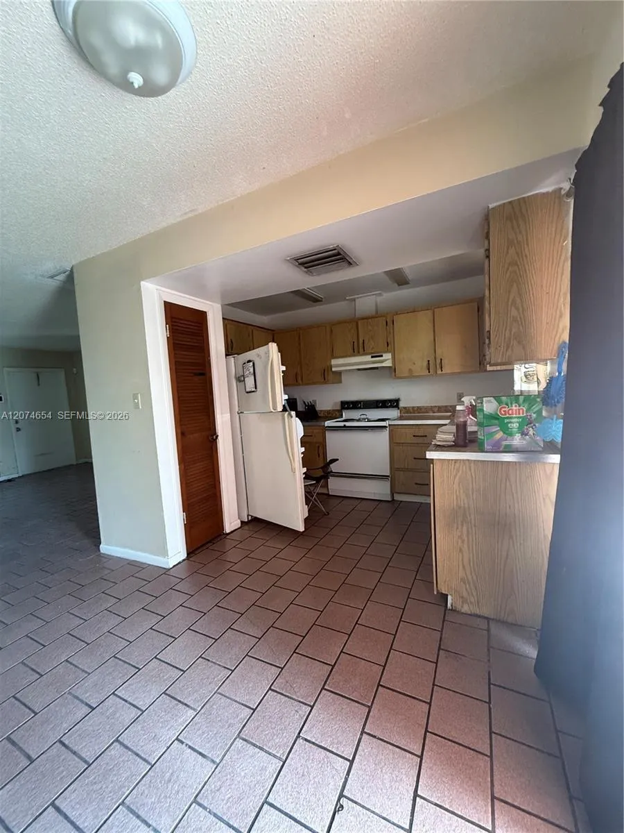 2679 Niagara Ave Fort Pierce, FL 34946