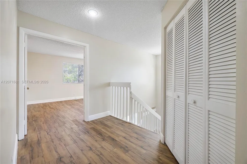 937 NW 104th Way Coral Springs, FL 33071