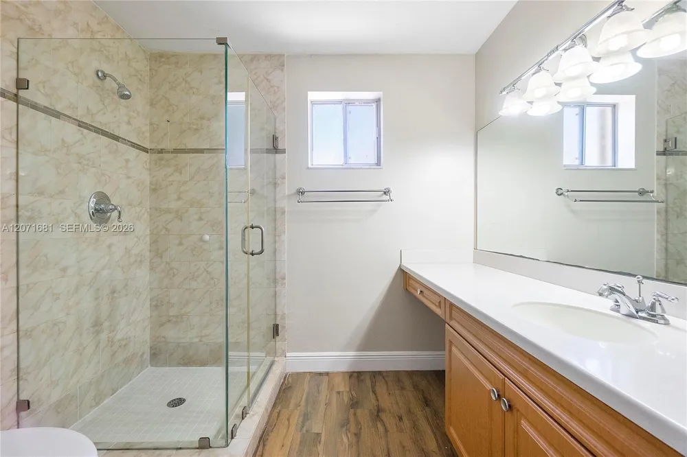 937 NW 104th Way Coral Springs, FL 33071