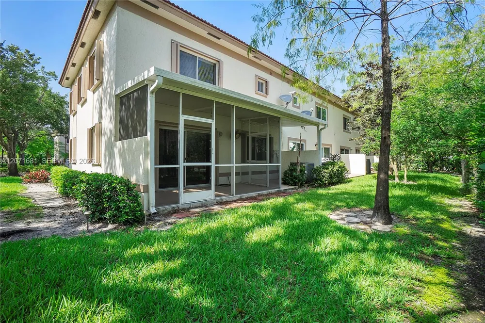 937 NW 104th Way Coral Springs, FL 33071